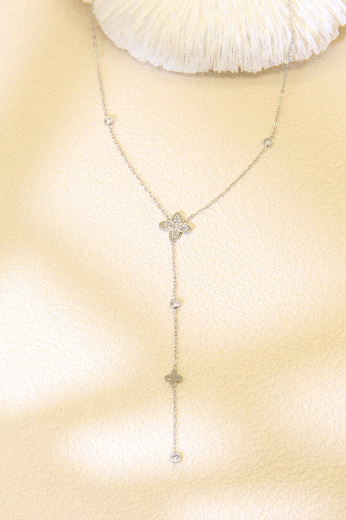 Collier Lou