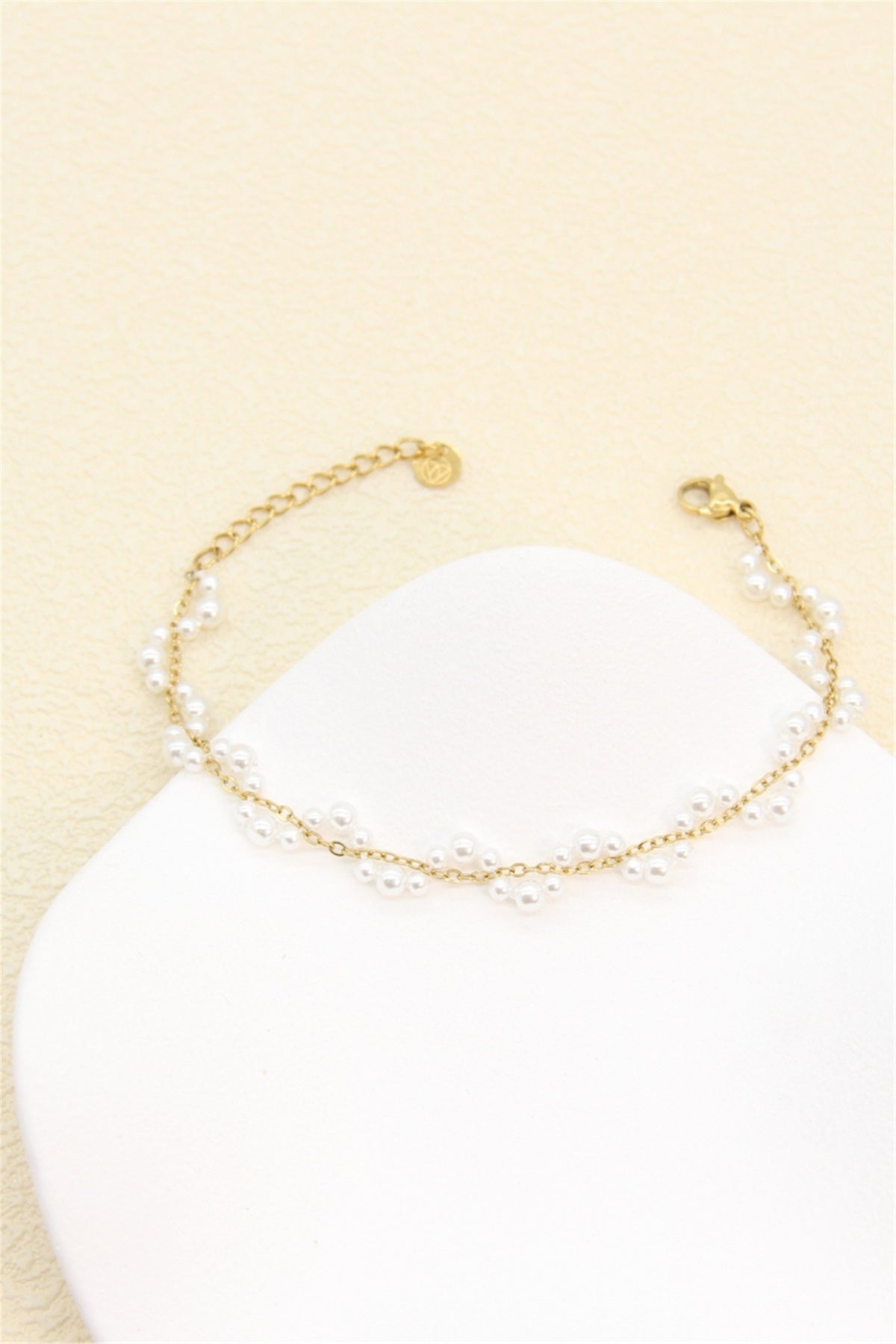 Bracelet Chaîne Dorée & Mini Perles