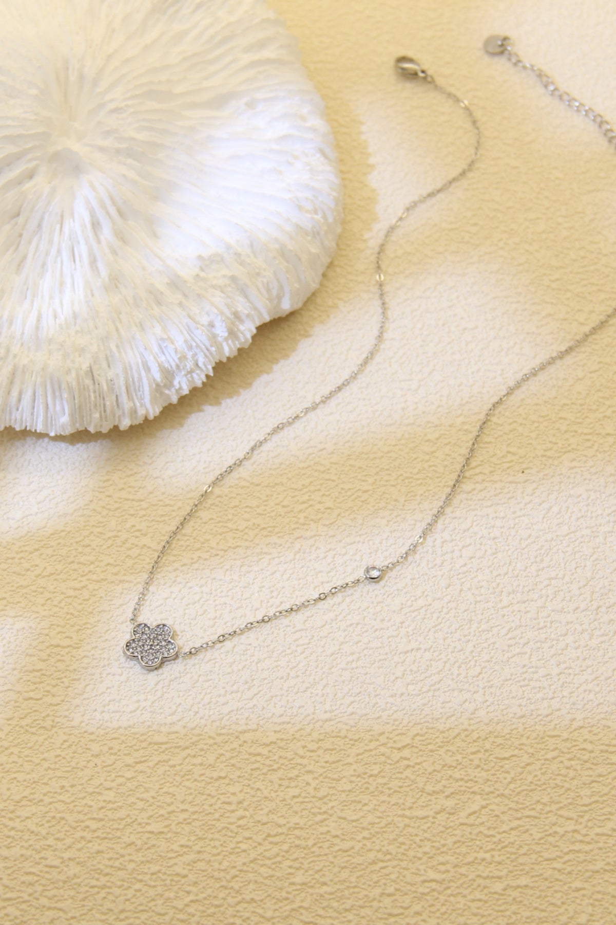 Collier Fleur Strass